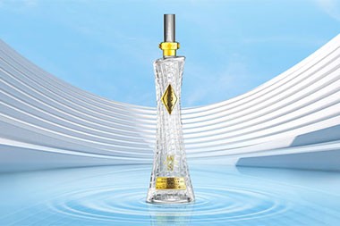 文化浓香 | 遇上小蛮腰，浓香更具形态之美